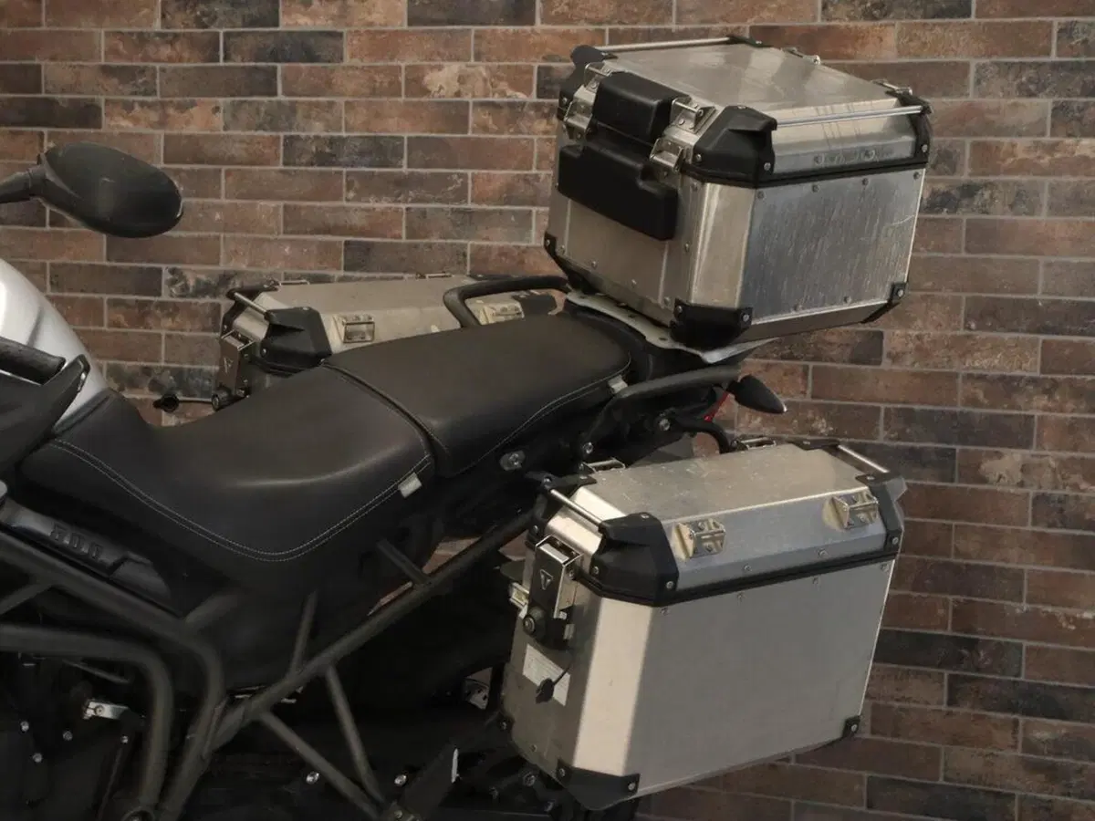Triumph Tiger 800 XRx (2015 - 17) (11)