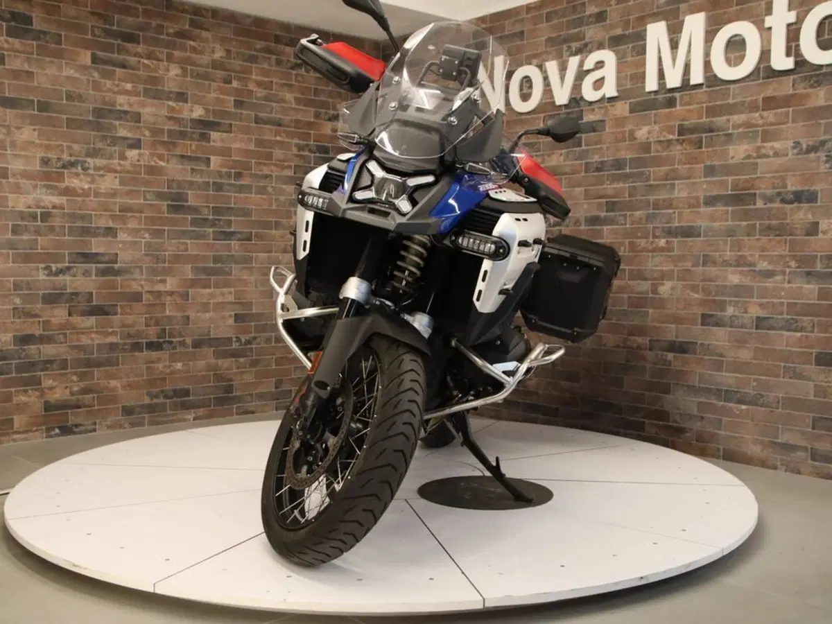 Bmw R 1300 GS Adventure Trophy (2025 - 26) (6)
