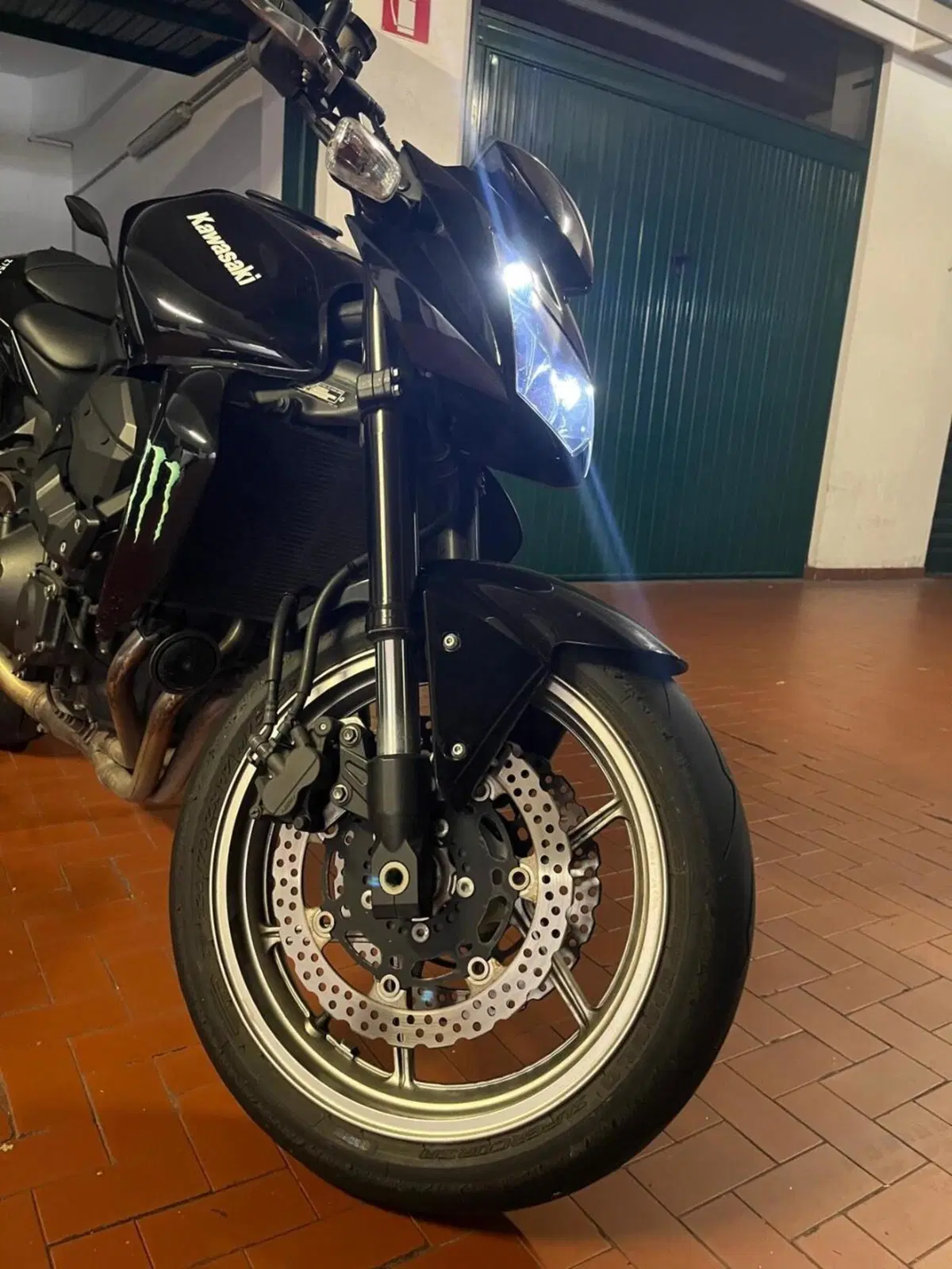 Kawasaki Z 750 (2007 - 14) (4)