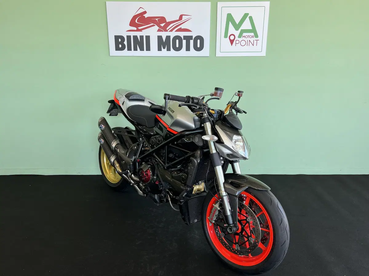 Ducati Streetfighter (2009 - 12) (2)