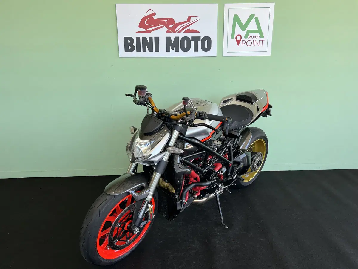 Ducati Streetfighter (2009 - 12) (4)