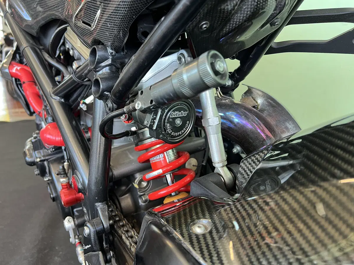 Ducati Streetfighter (2009 - 12) (18)