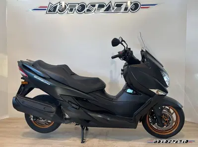 Suzuki Burgman 400 (2025 - 26) usata