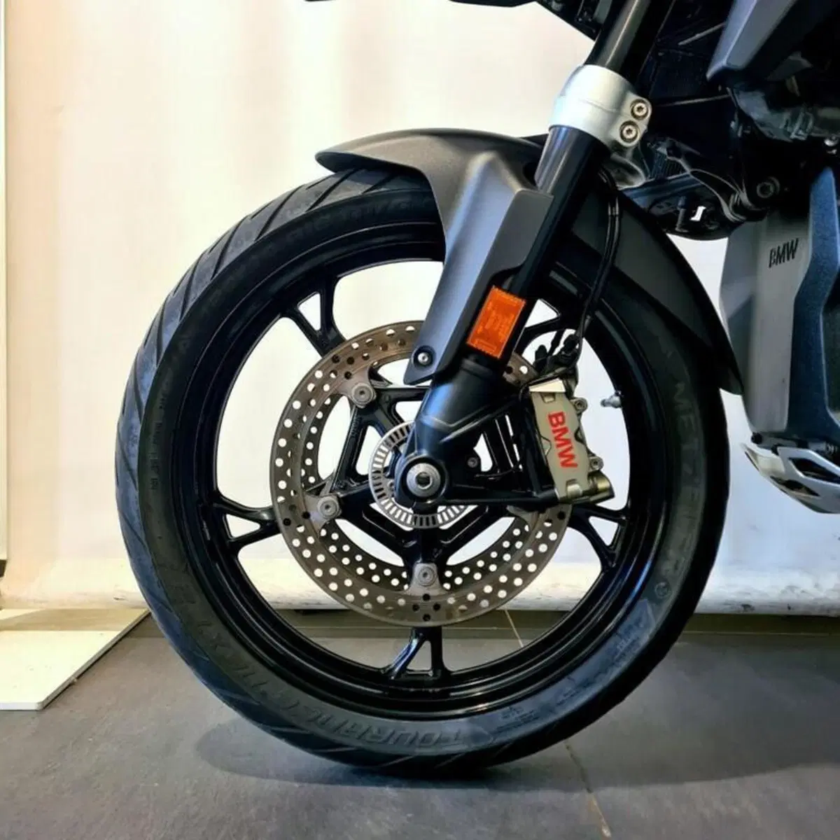 Bmw R 1300 GS Triple Black (2023 - 26) (7)