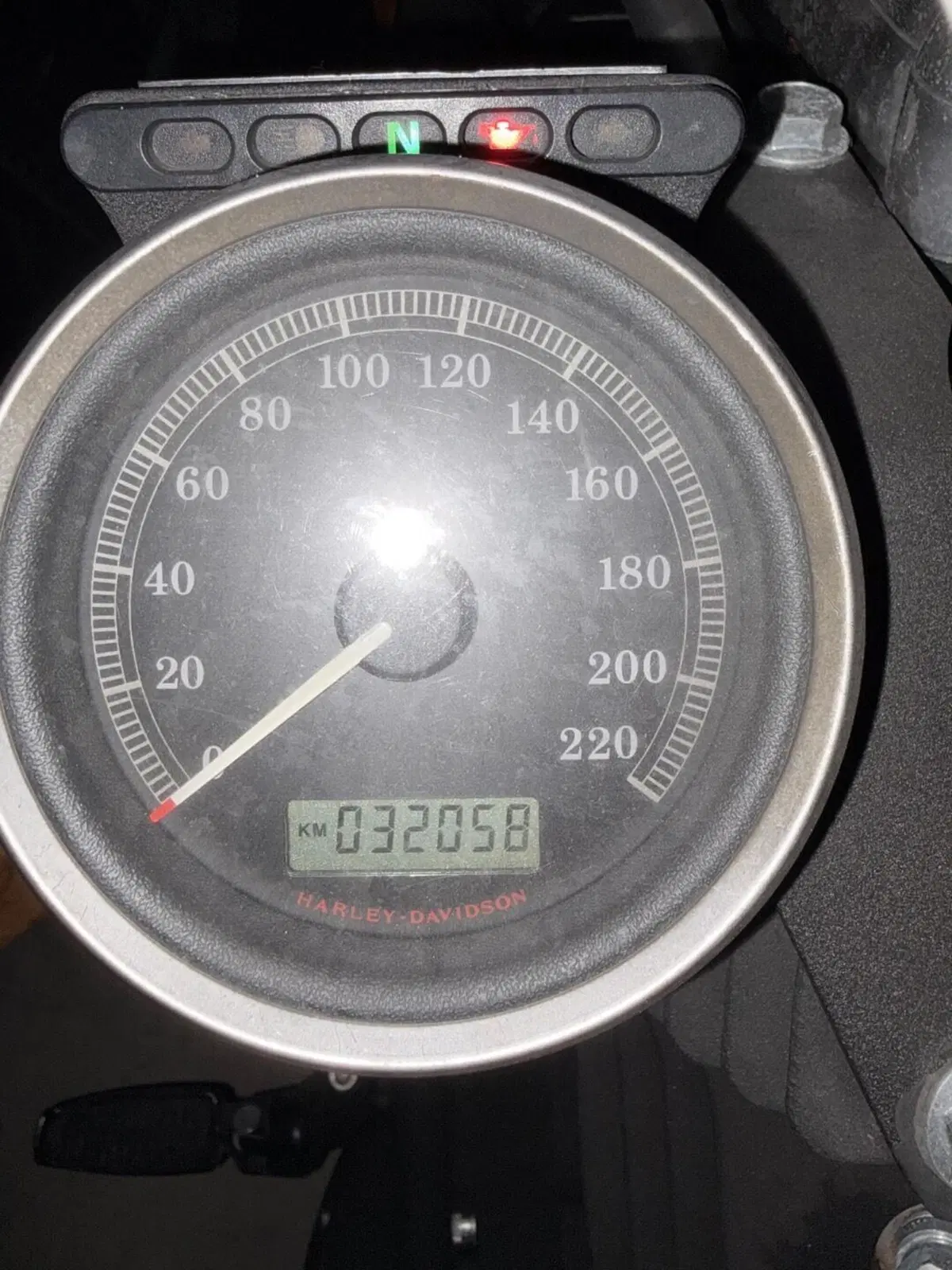 Harley-Davidson 1200 Custom (2007 - 13) - XL 1200C (2)