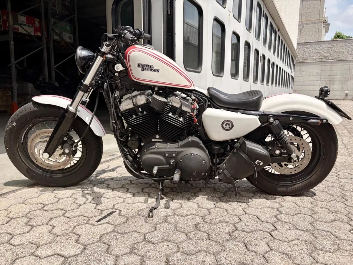 Harley-Davidson 1200 Custom (2007 - 13) - XL 1200C (3)