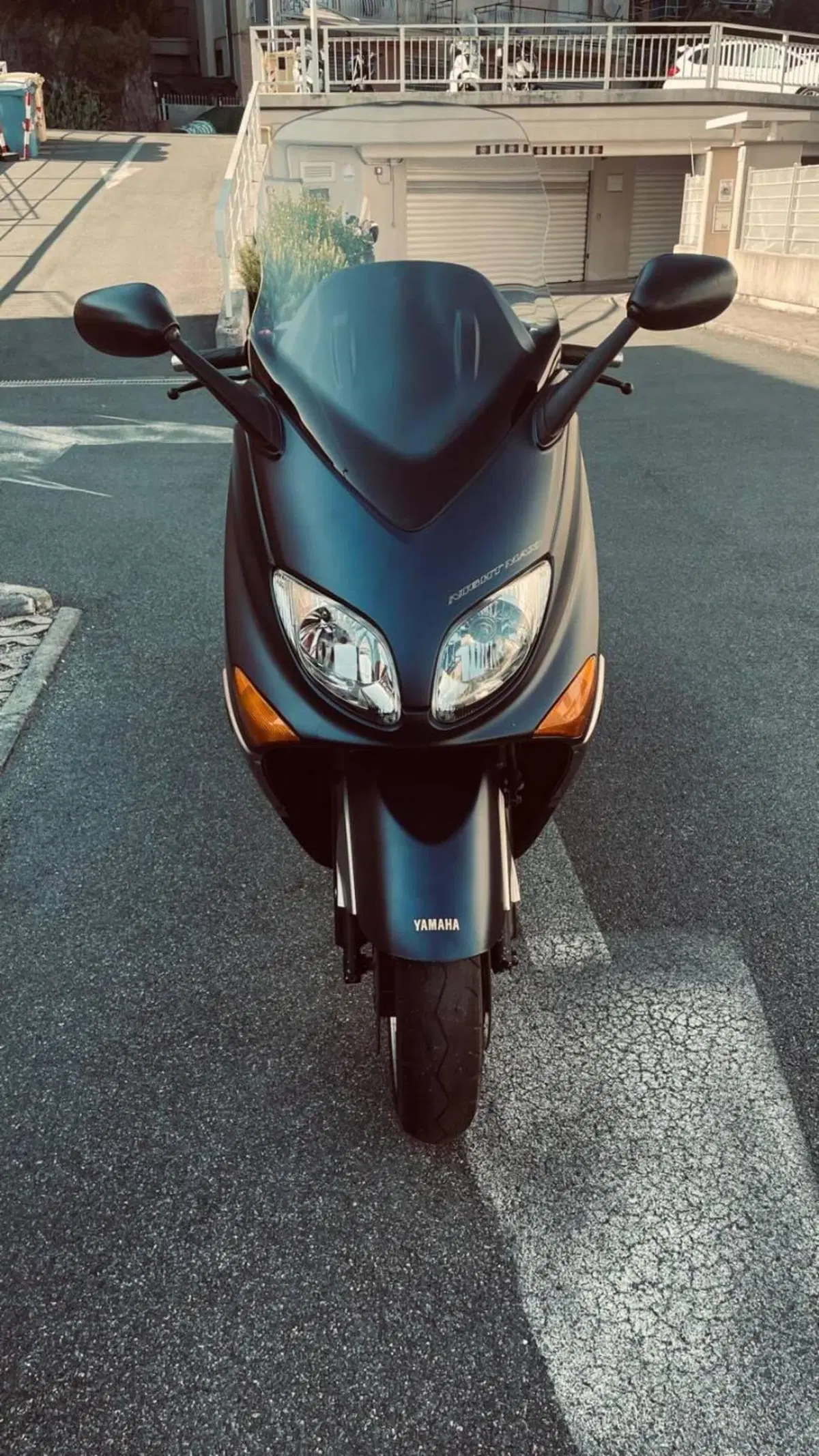 Yamaha T-Max 500 Night Max (2007 - 08) (2)