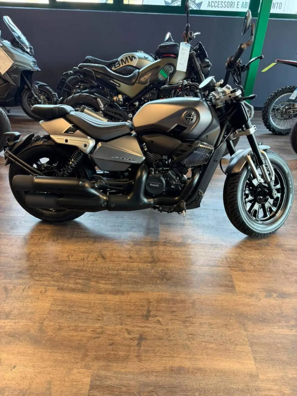 Benelli Leoncino 400 Bobber (2026)
