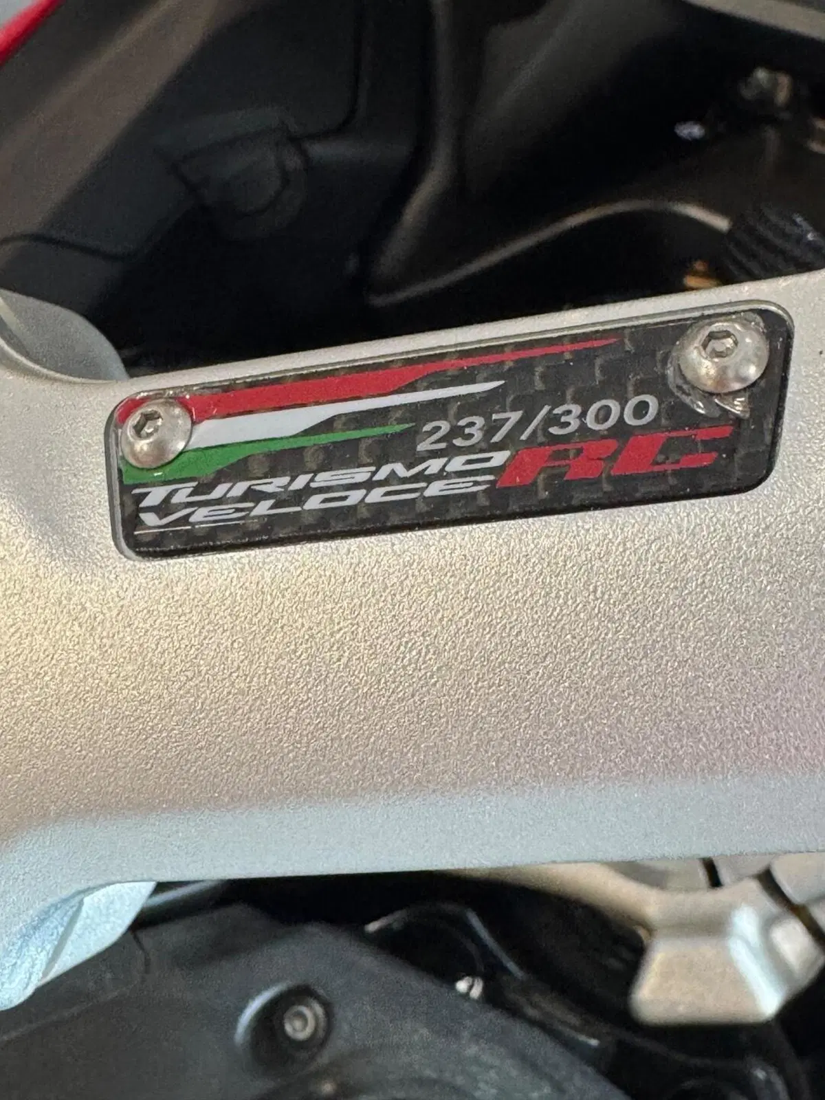 MV Agusta Turismo Veloce 800 RC SCS (2022 - 26) (5)