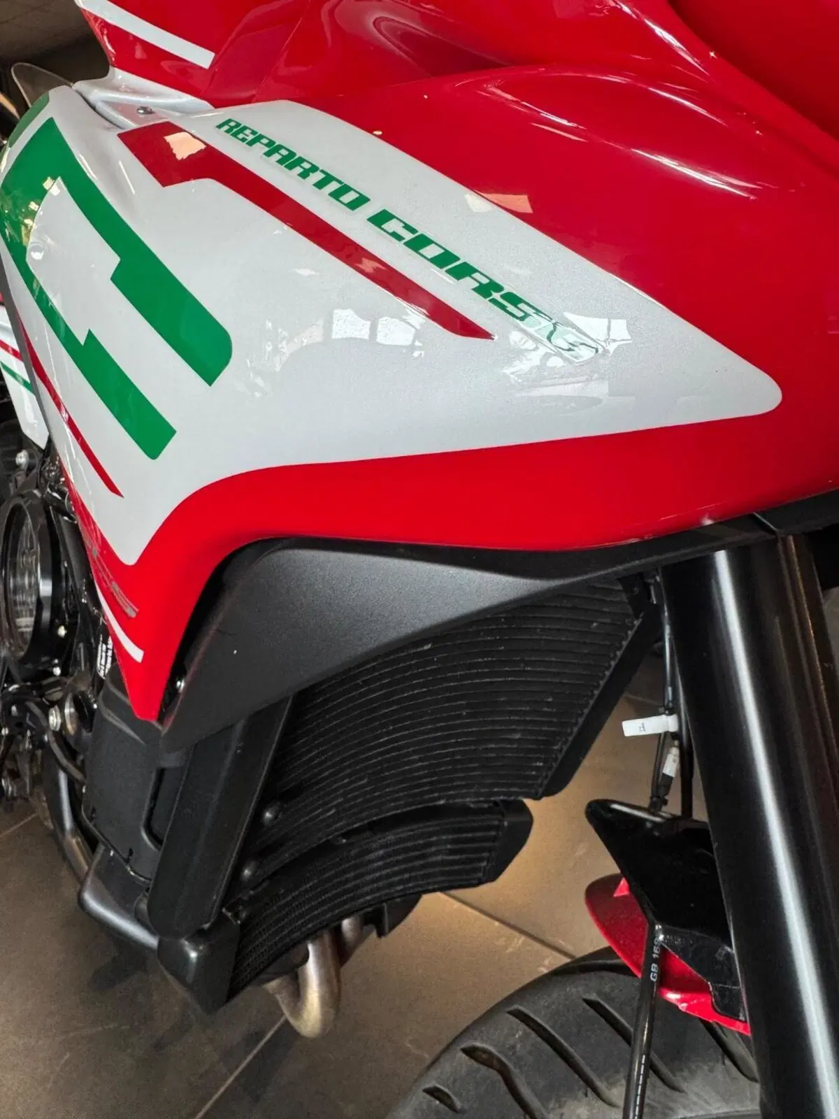 MV Agusta Turismo Veloce 800 RC SCS (2022 - 26) (12)