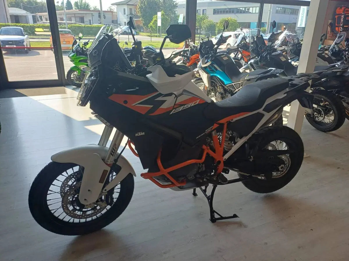KTM 1390 Super Adventure R (2026) (2)