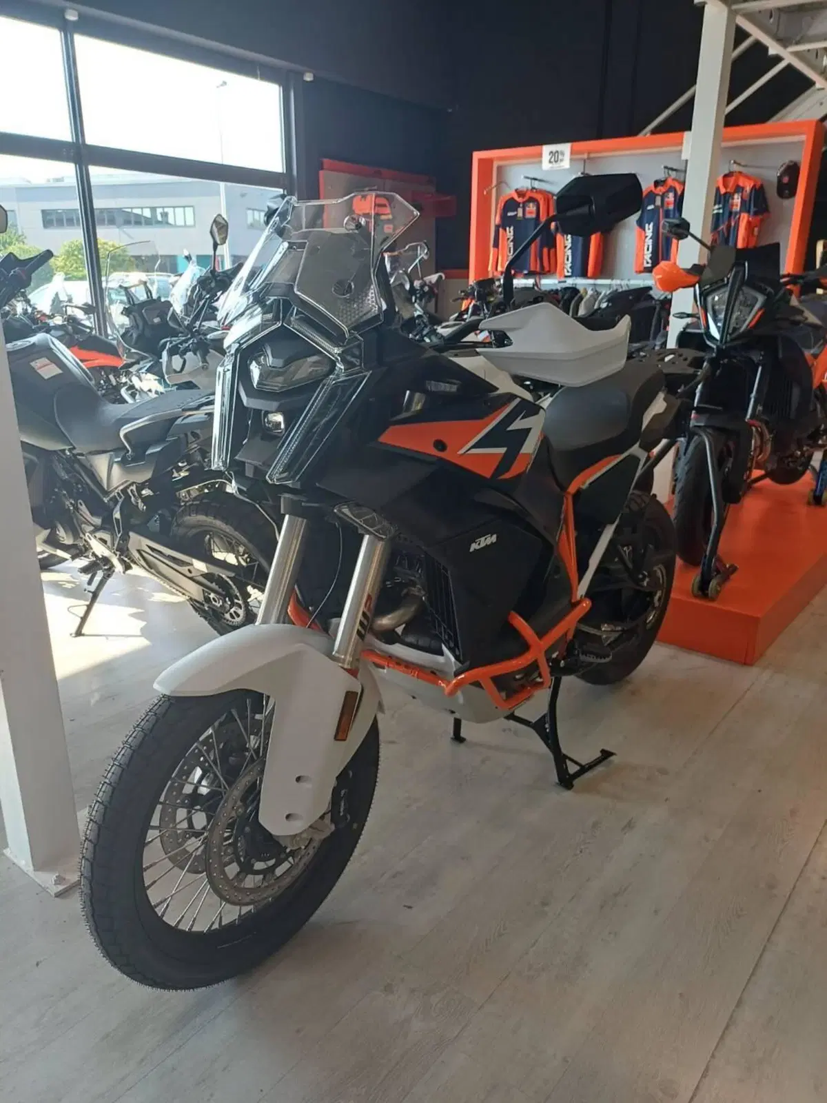 KTM 1390 Super Adventure R (2026)