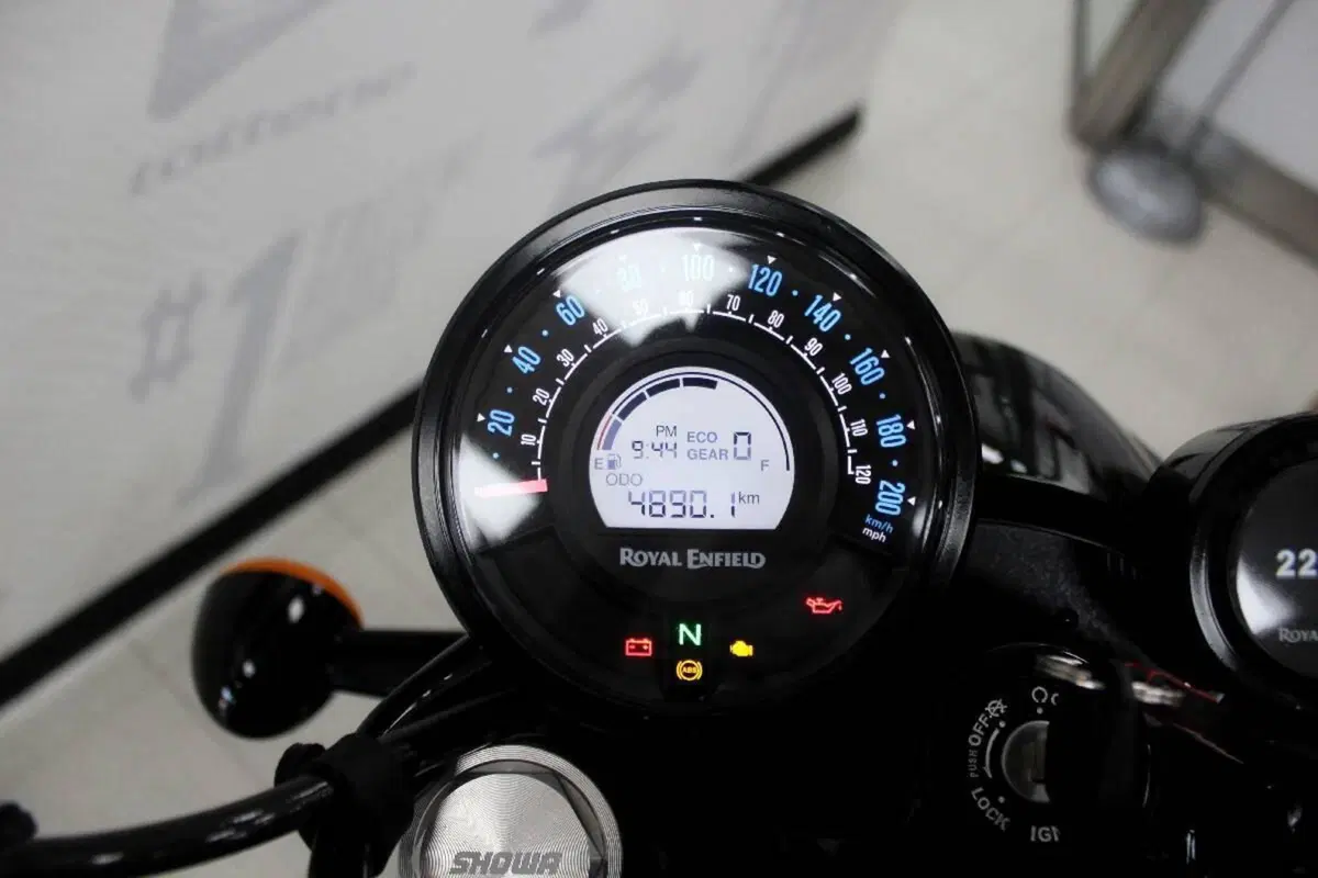 Royal Enfield Shotgun 650 (2024 - 26) (6)