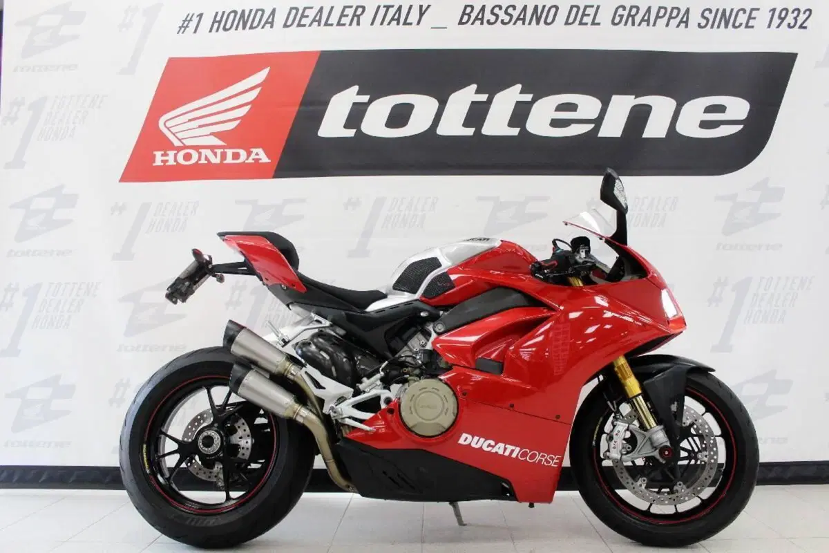 Ducati Panigale V4 S 1100 (2018 - 19)