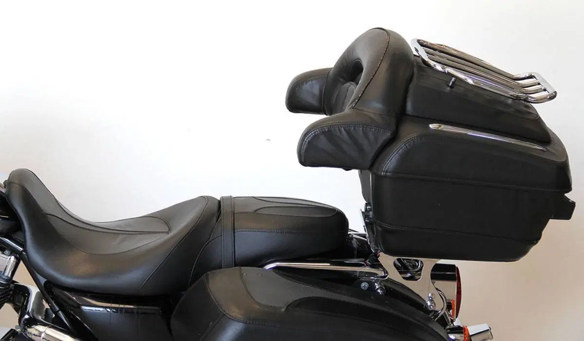 Harley-Davidson Road King CVO (2008) - FLHRSE4 (14)