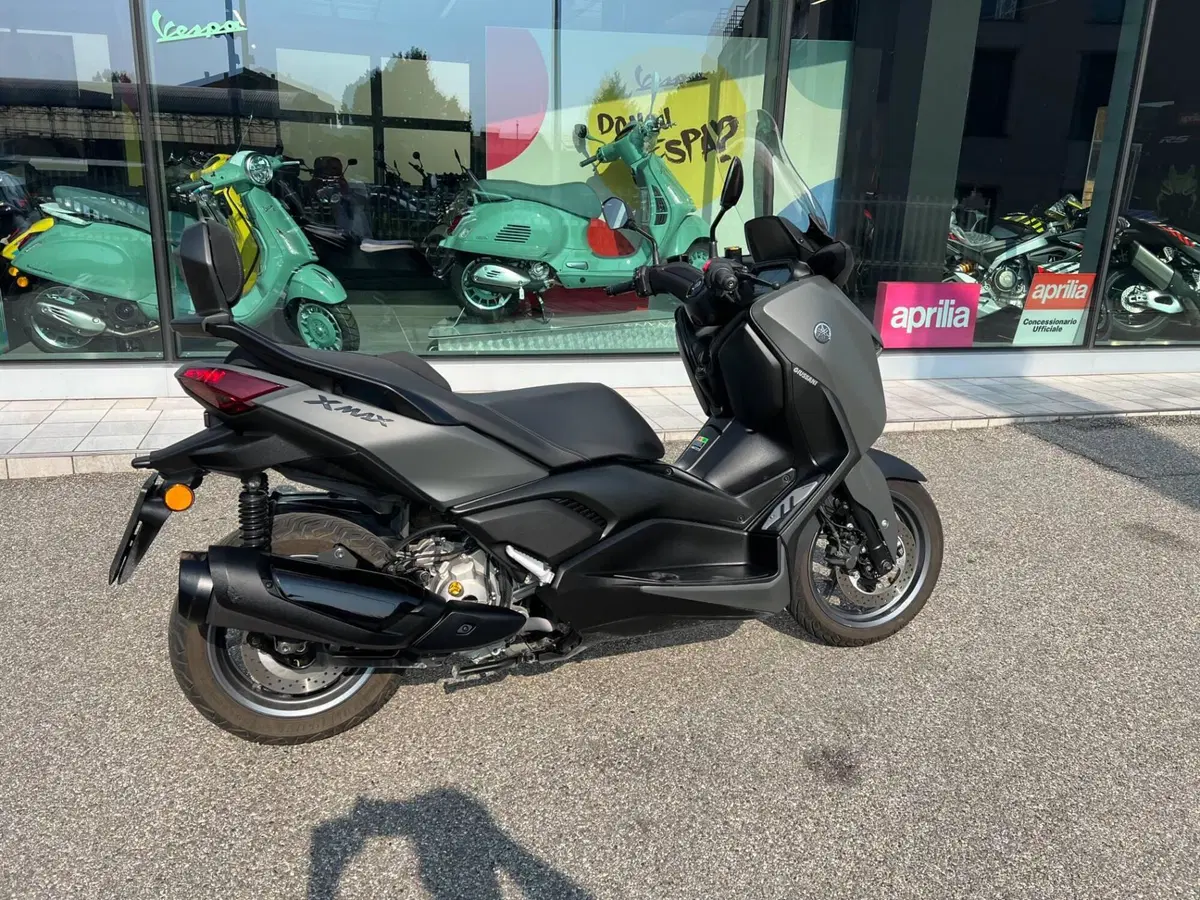 Yamaha X-Max 300 (2025 - 26) (3)