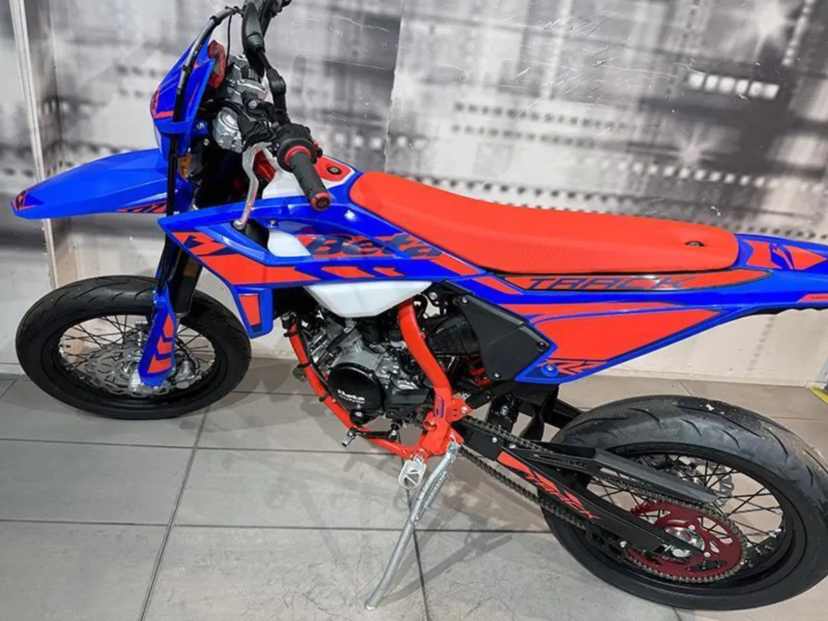 Betamotor RR 50 Motard (2021 - 26) (9)