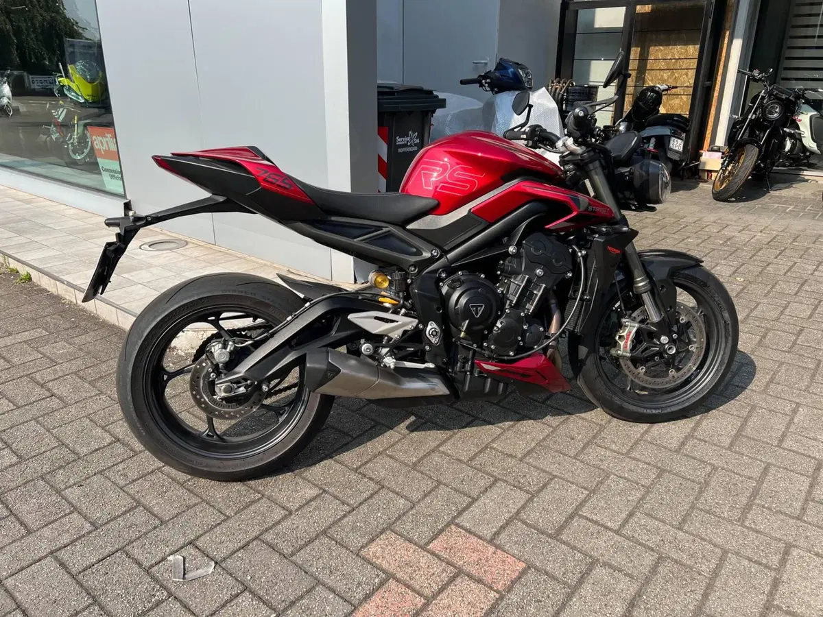 Triumph Street Triple RS (2020 - 22) (3)