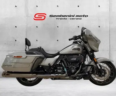 Harley-Davidson CVO Street Glide (2023) usata