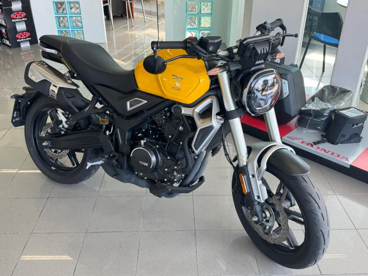 Voge Trofeo 350AC (2022 - 26)
