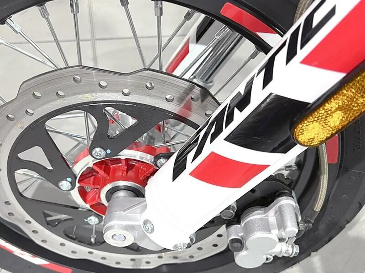 Fantic Motor XMF 125 Motard Performance 4t (2021 - 22) (4)