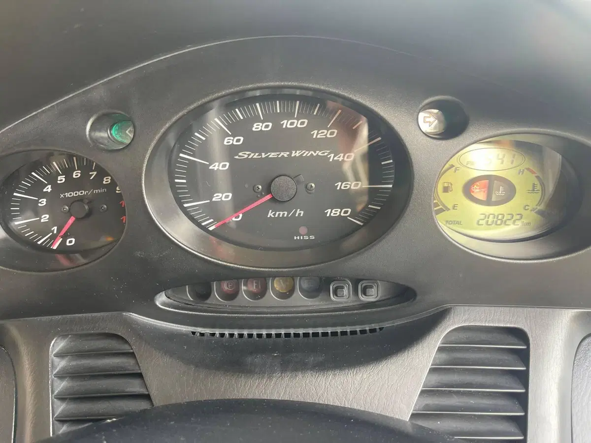 Honda Silver Wing 400 (2006 - 09) (3)