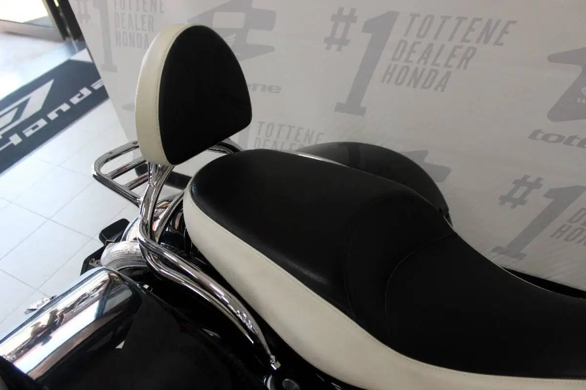Moto Guzzi California 1400 Touring (2012 - 16) (5)