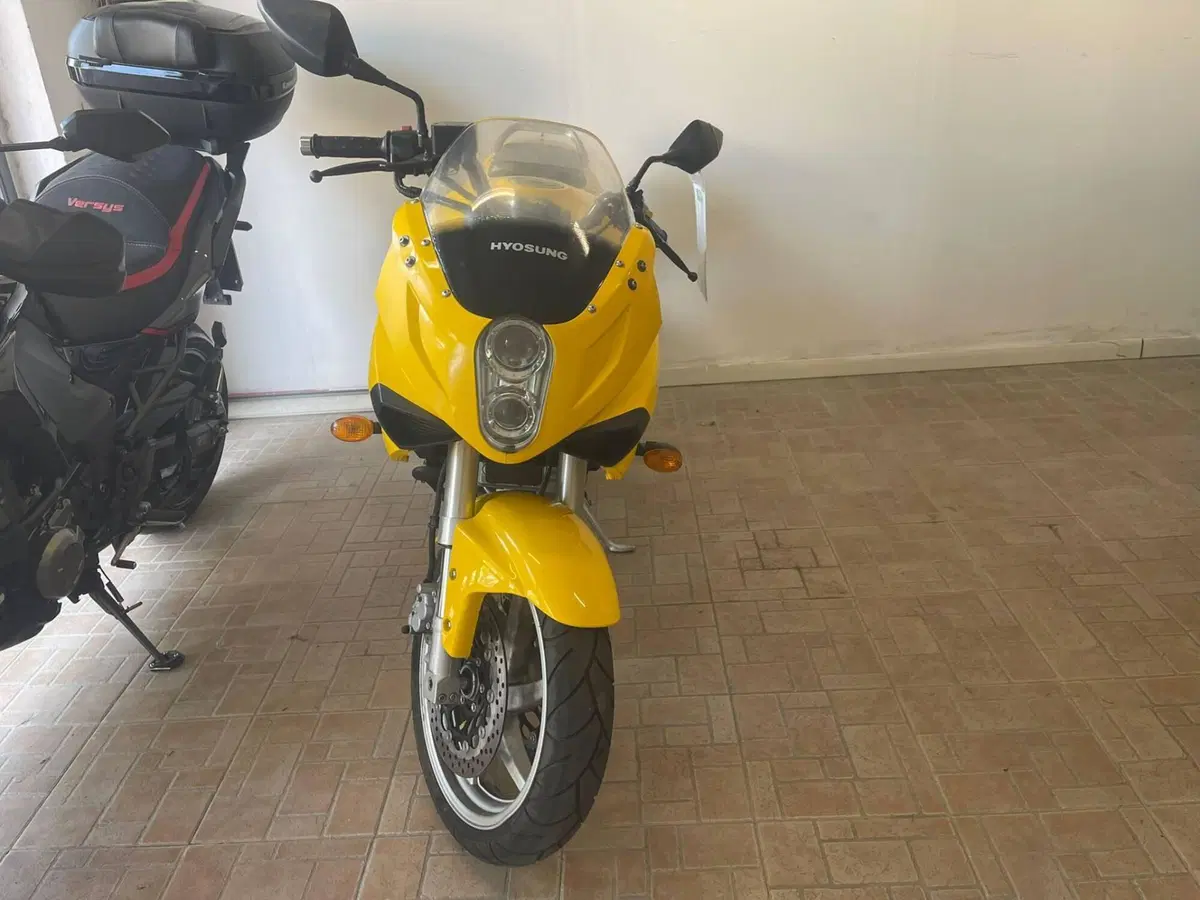 Hyosung Comet GT 650 R (2005 - 16) (5)