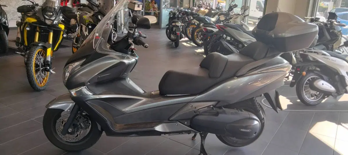 Honda SW-T 400 (2009 - 16) (2)