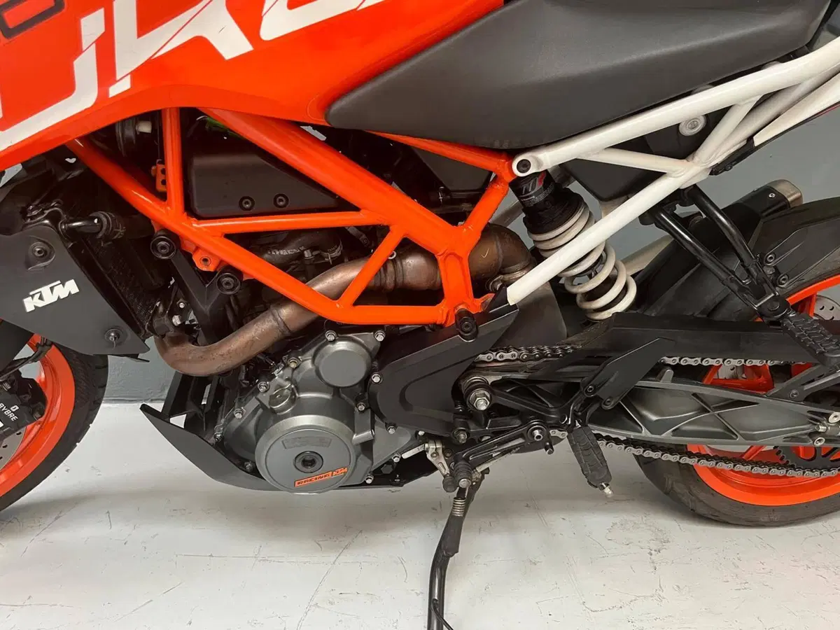 KTM 390 Duke ABS (2017 - 20) (6)