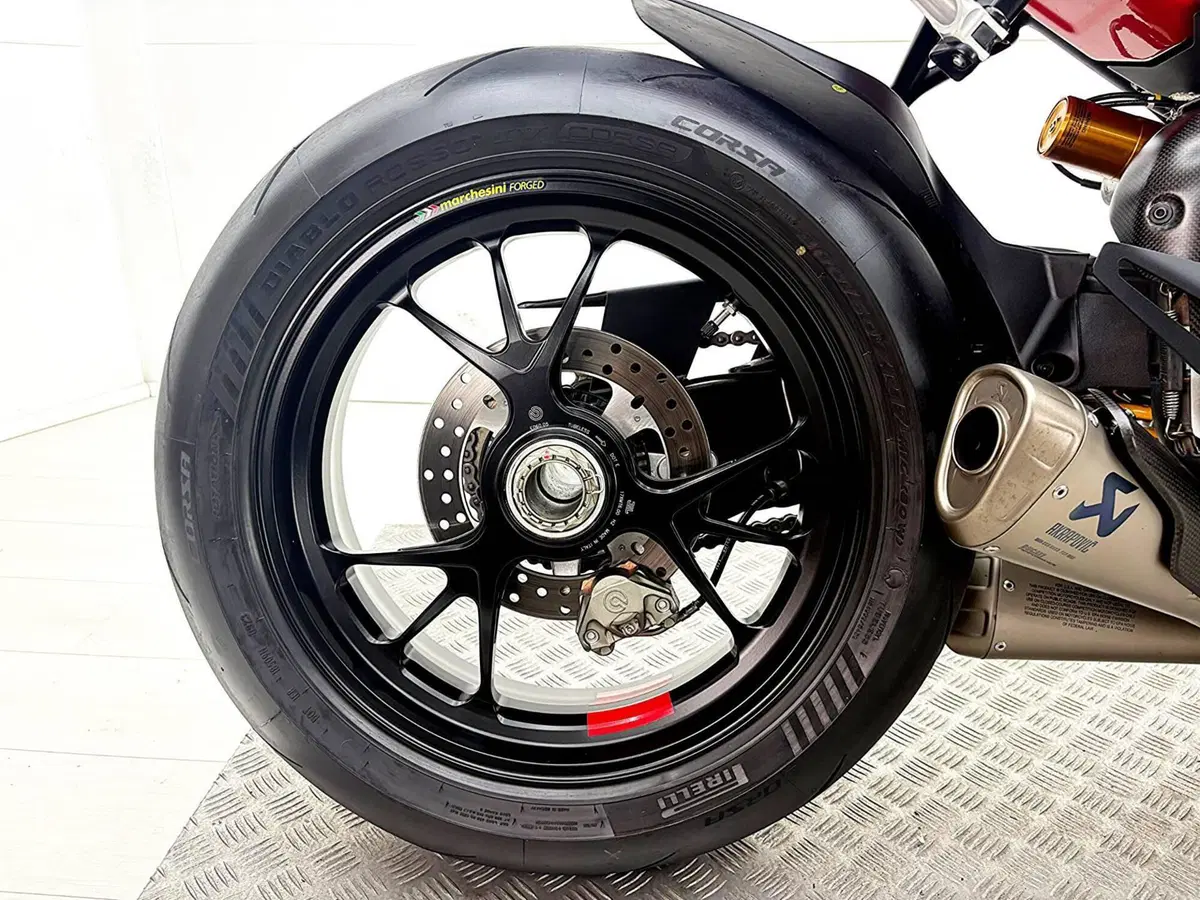 Ducati Streetfighter V4 S (2023 - 24) (6)