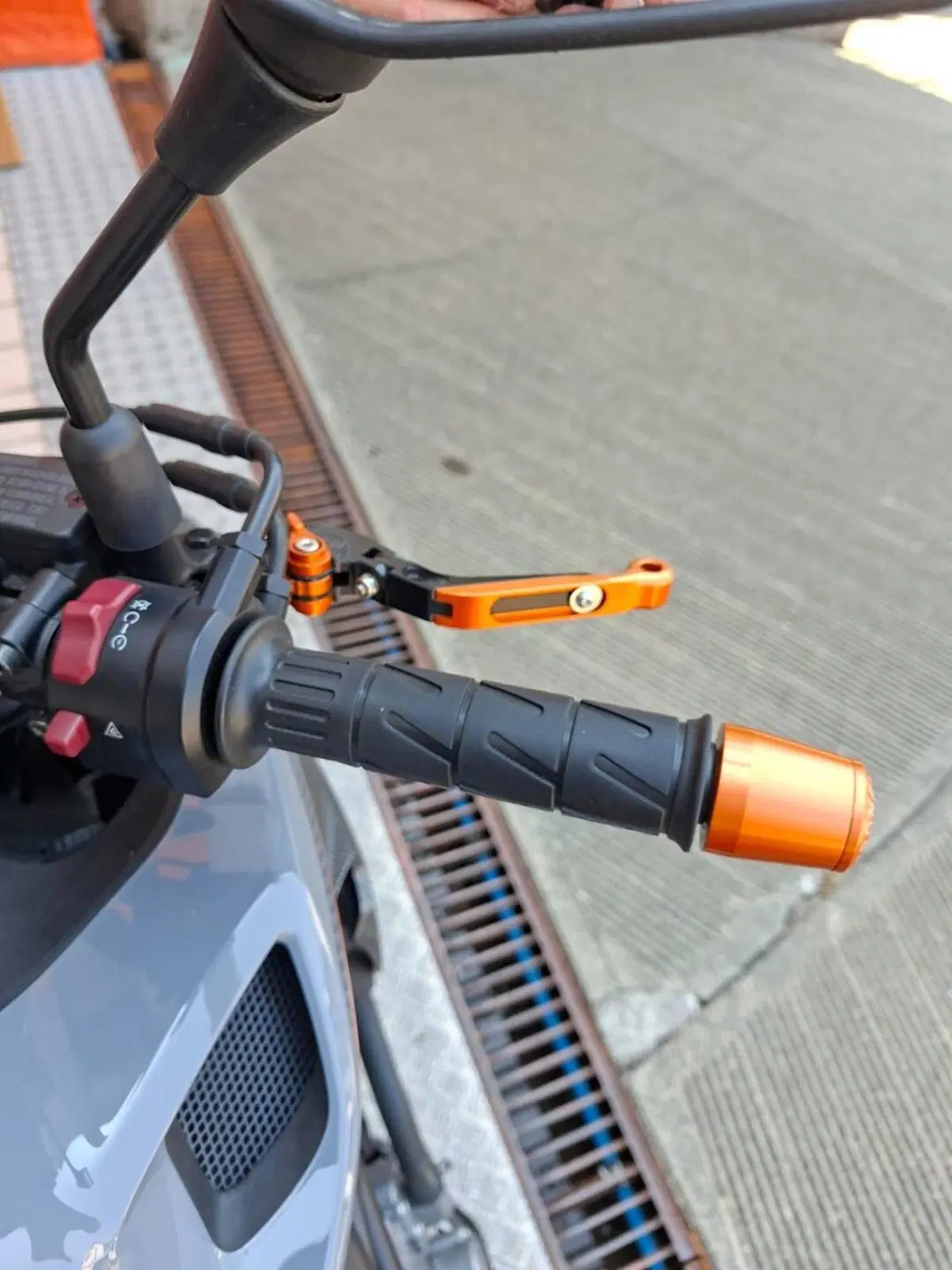 CFMOTO 300NK (2021 - 26) (6)
