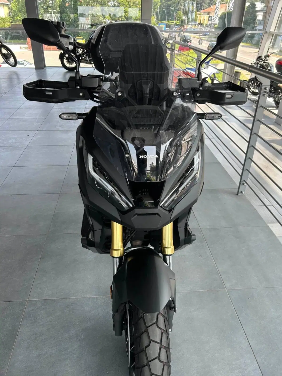 Honda X-ADV 750 DCT (2021 - 24) (3)