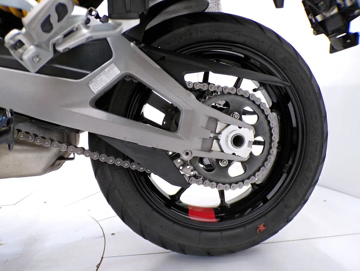 Ducati Multistrada V4 S (2021 - 24) (10)