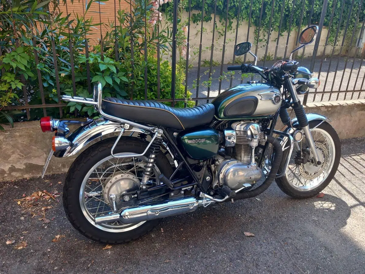 Kawasaki W 800 (2010 - 17) (3)