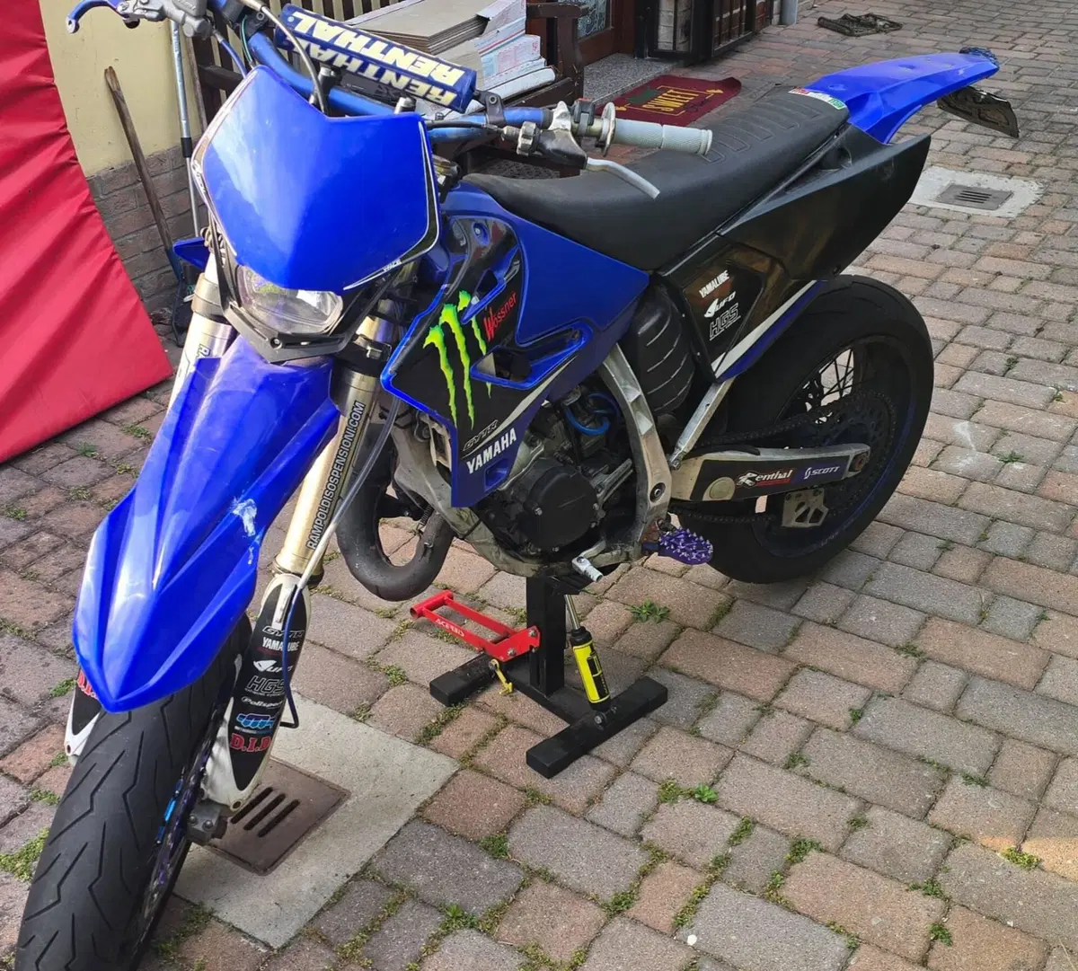 Yamaha YZ 125 (2022) (5)