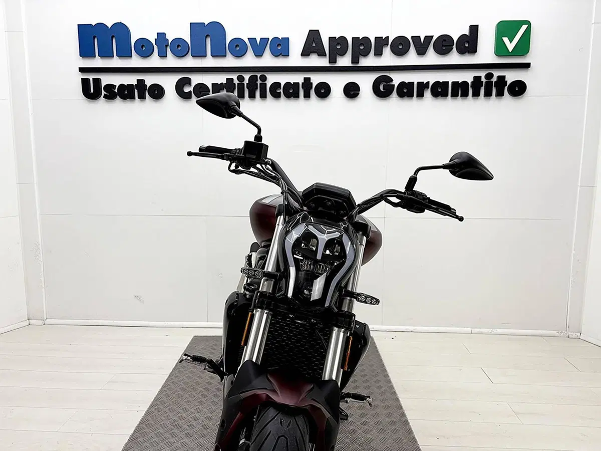 Benelli 502 C (2019 - 20) (4)