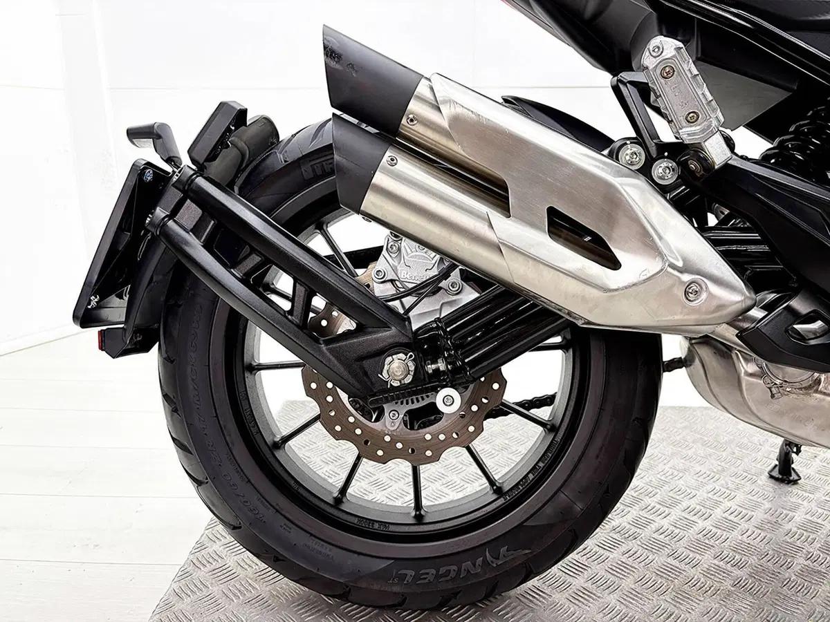 Benelli 502 C (2019 - 20) (6)