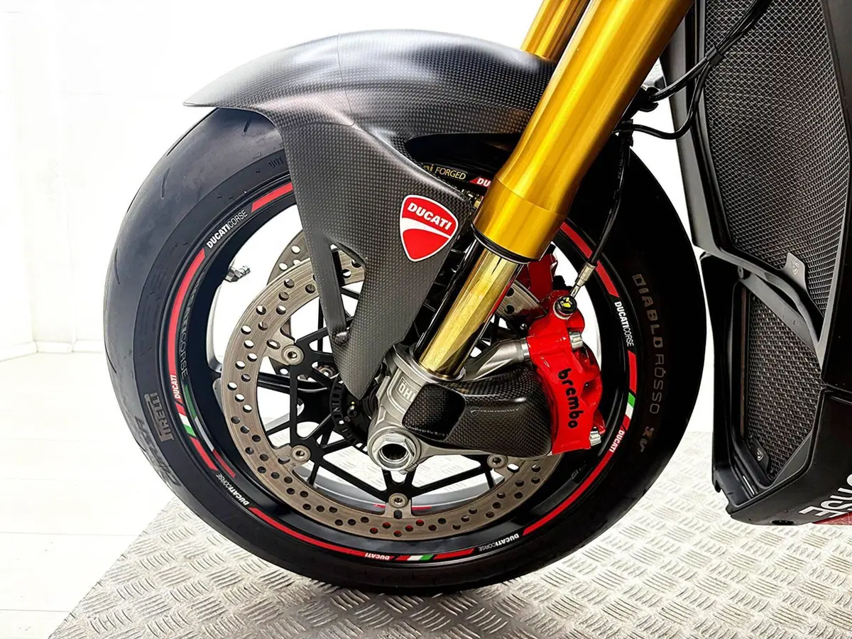 Ducati Streetfighter V4 S (2023 - 24) (13)