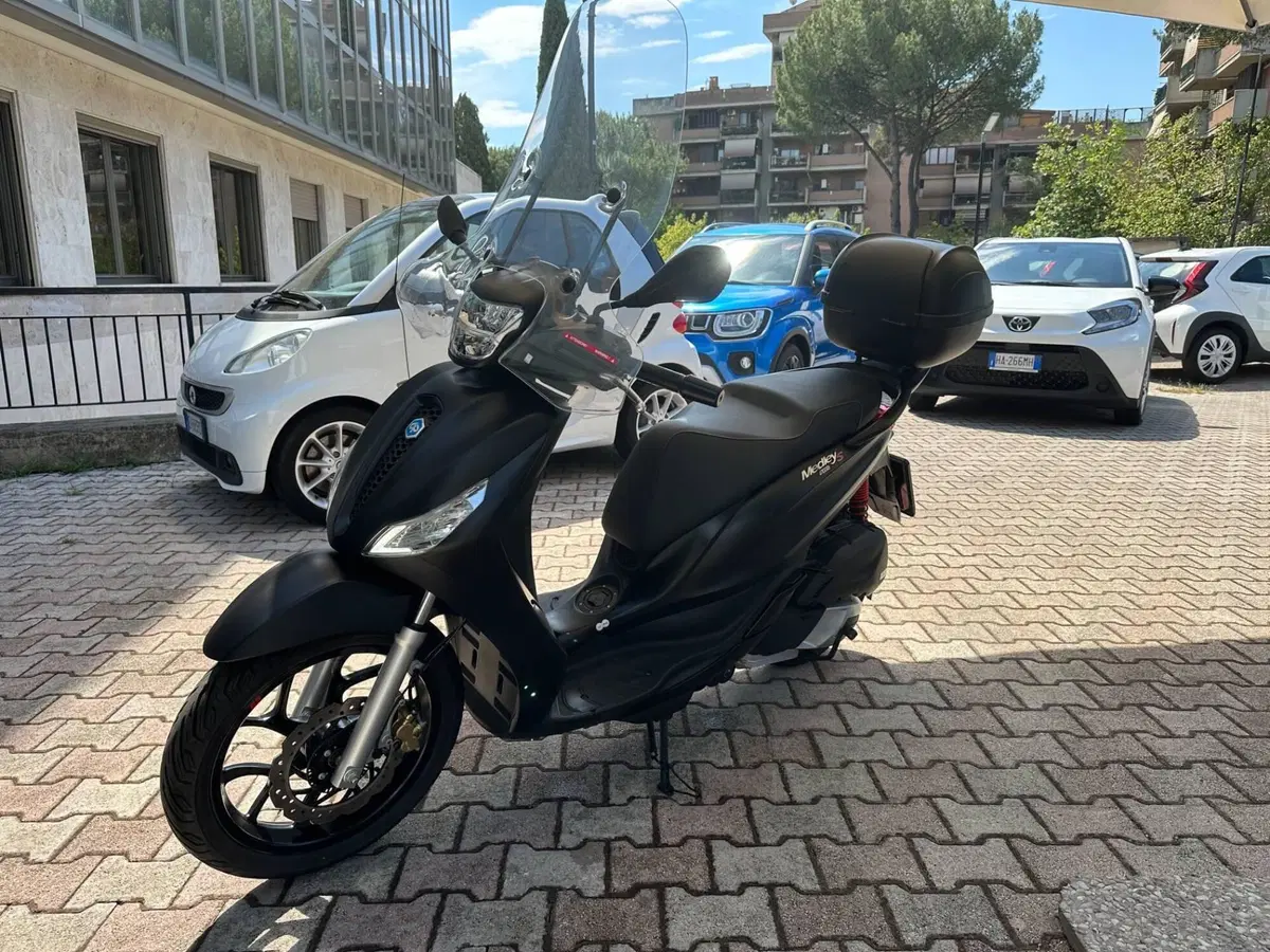 Piaggio Medley 150 S ABS (2021 - 25) (3)