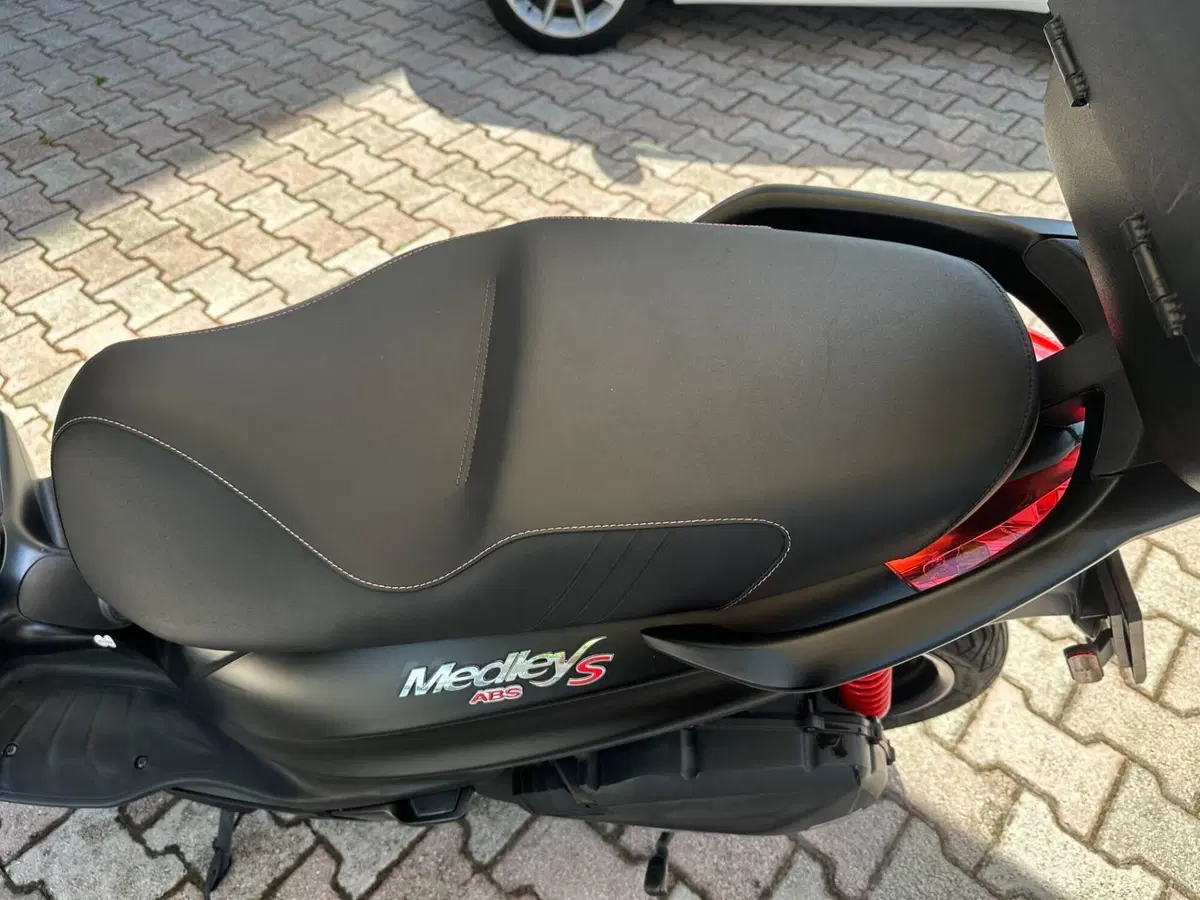 Piaggio Medley 150 S ABS (2021 - 25) (8)