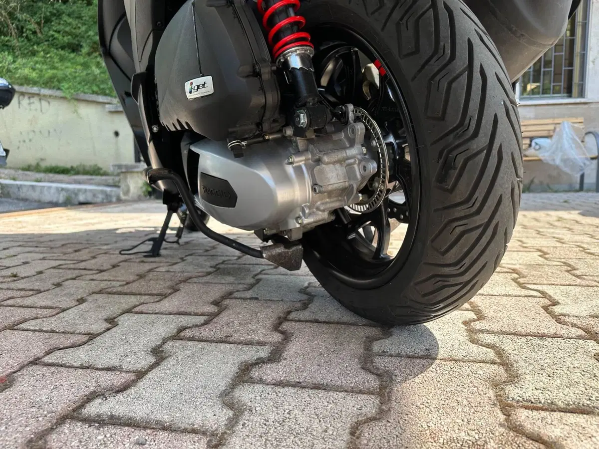 Piaggio Medley 150 S ABS (2021 - 25) (9)