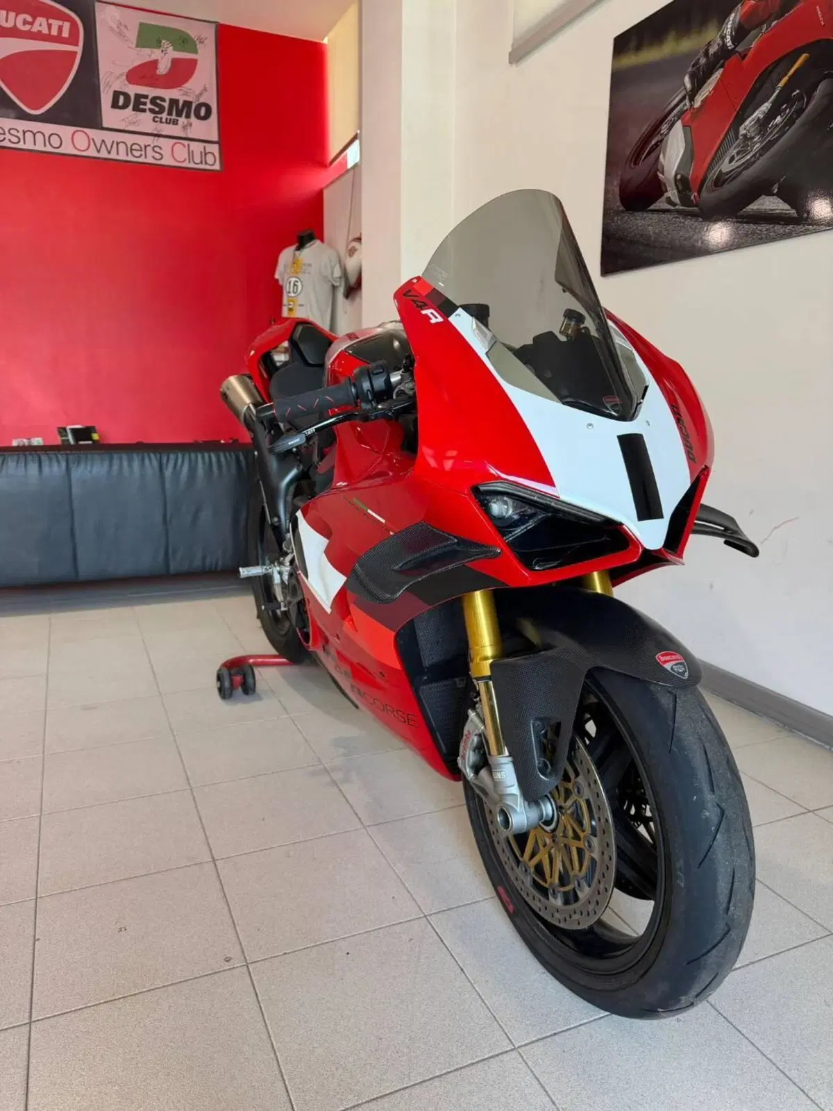 Ducati Panigale V4 R (2023 - 24) (3)