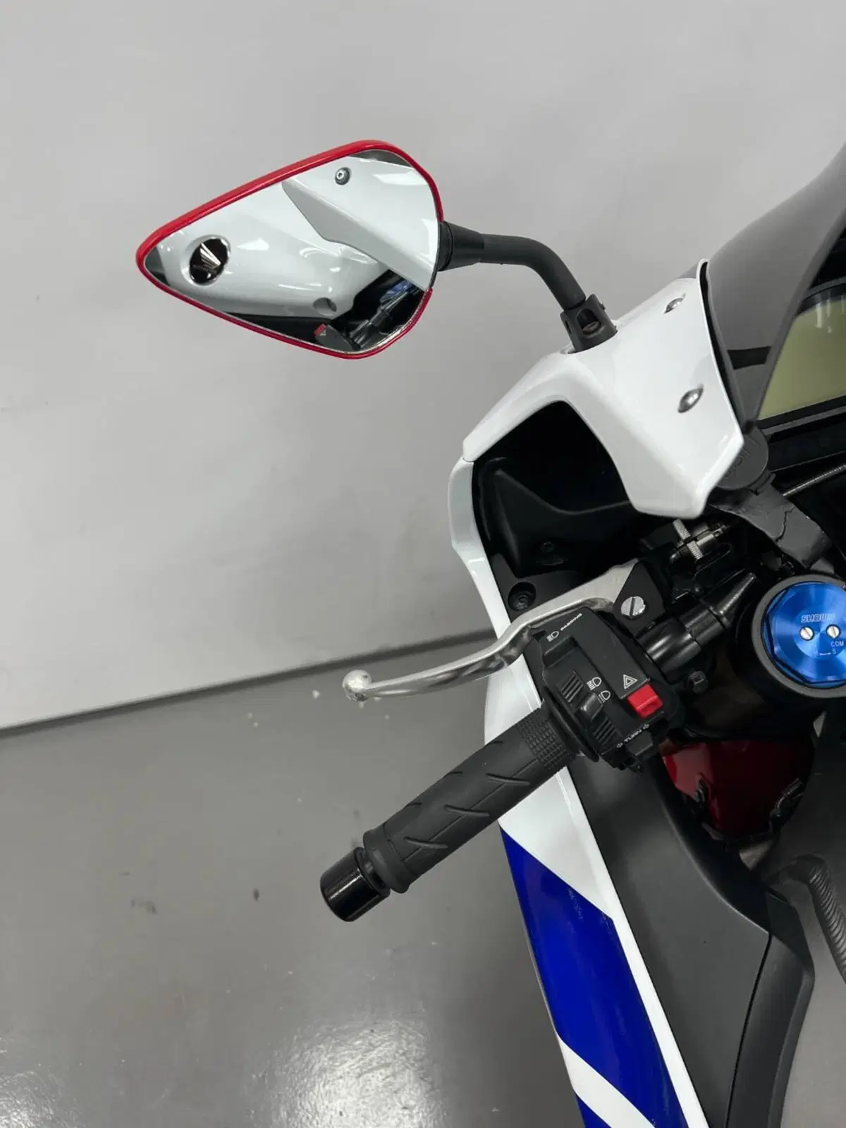 Honda CBR 1000 RR Fireblade (2012 - 16) (5)