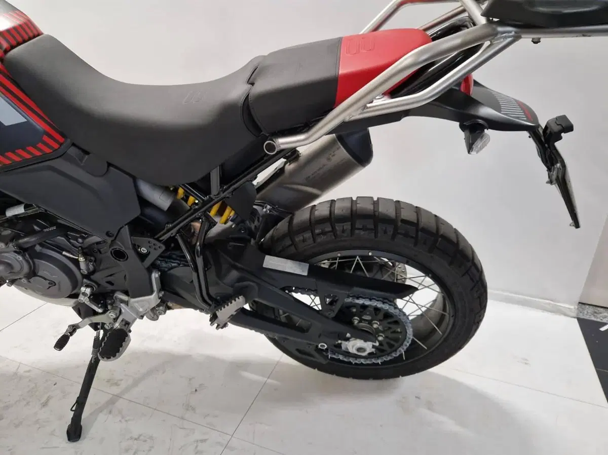 Ducati DesertX (2022 - 25) (6)