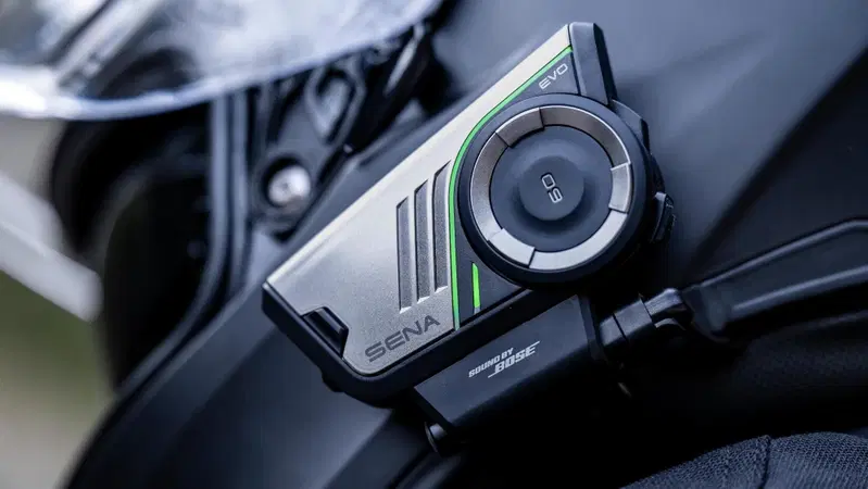 SENA 60S EVO: l'intercom moto premium che aggiunge Sound by Bose e garanzia a vita
