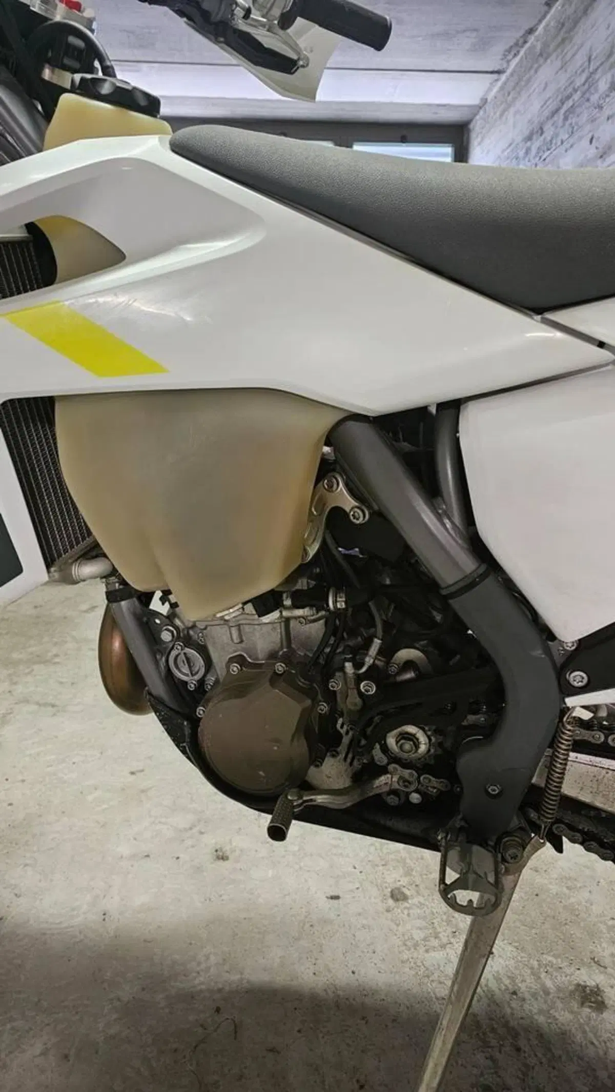 Husqvarna FE 450 (2022) (4)