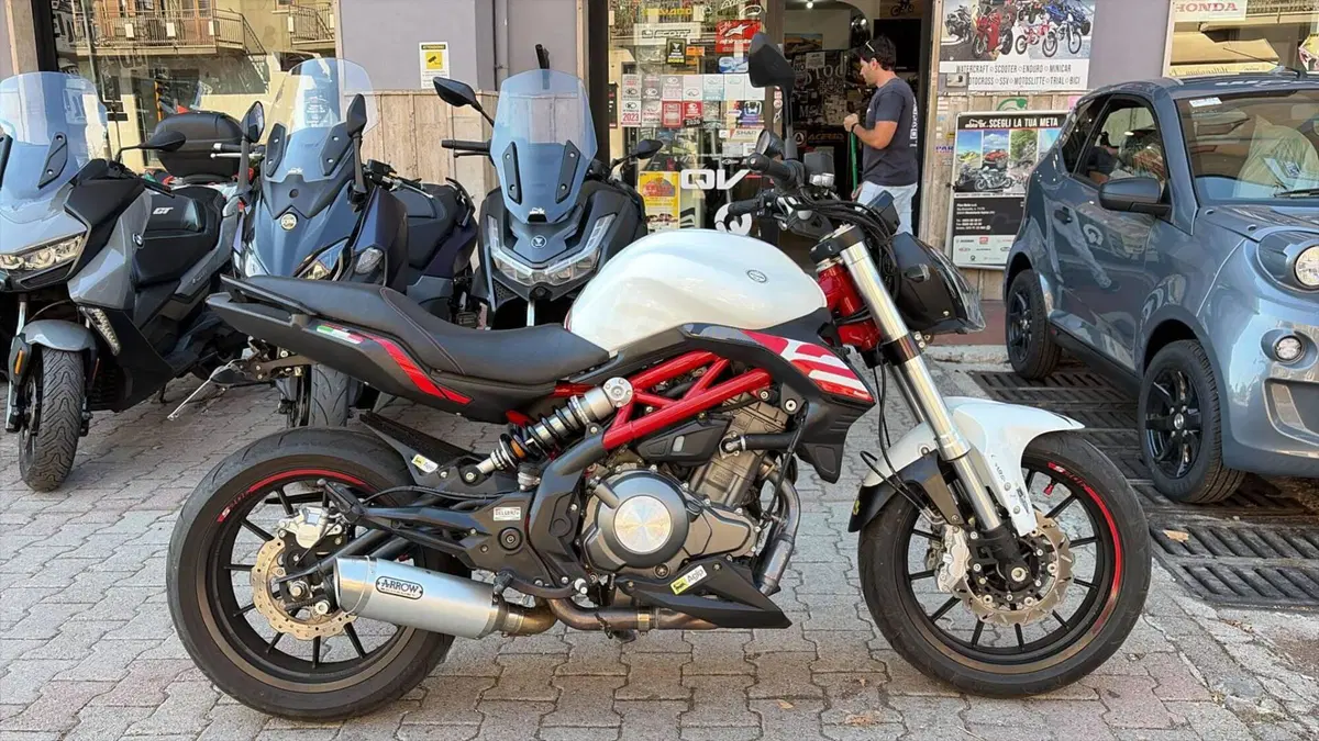 Benelli BN 302 S (2019 - 20)