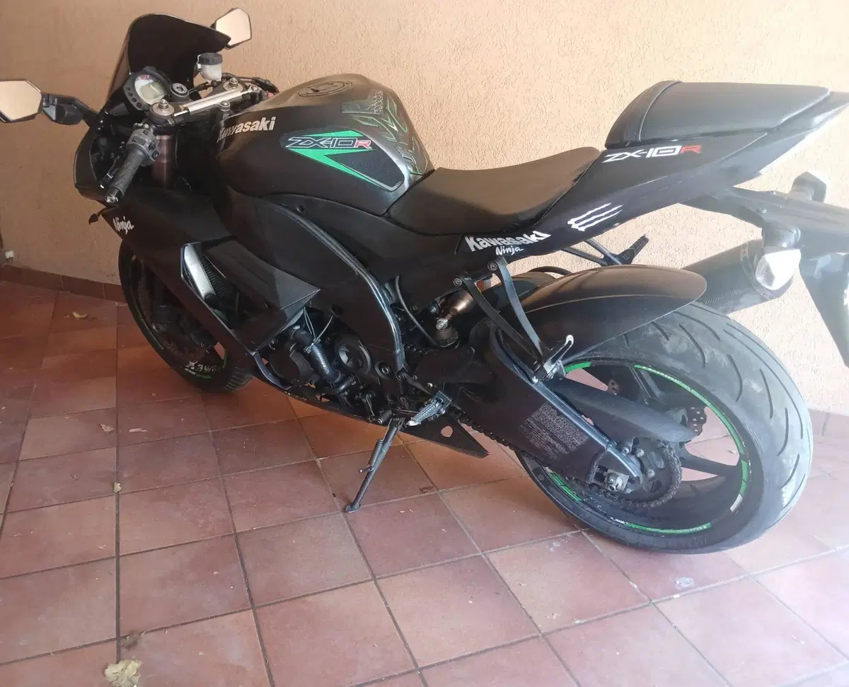 Kawasaki Ninja 1000 ZX-10R (2010 - 11) (2)
