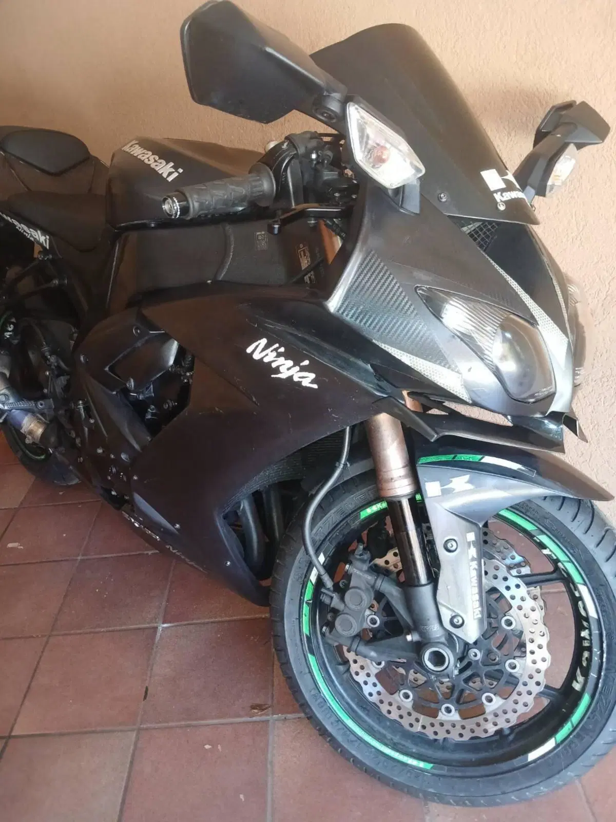 Kawasaki Ninja 1000 ZX-10R (2010 - 11) (6)
